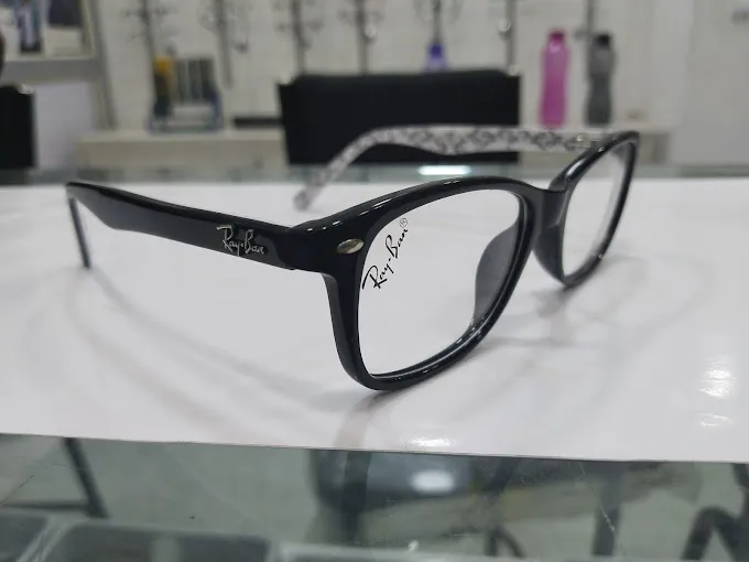 Titan park optics